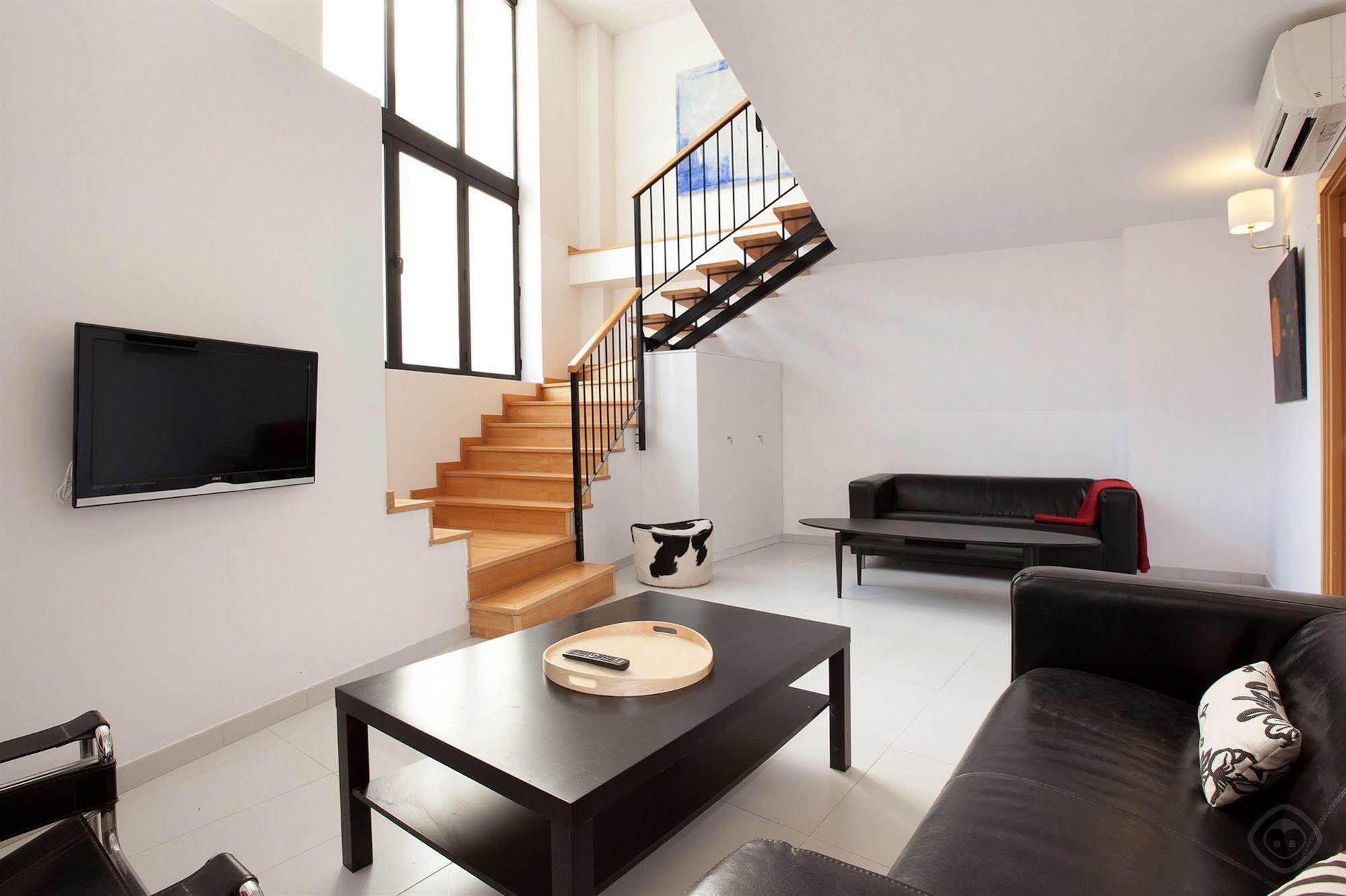 Gracia Apartments Барселона Екстериор снимка