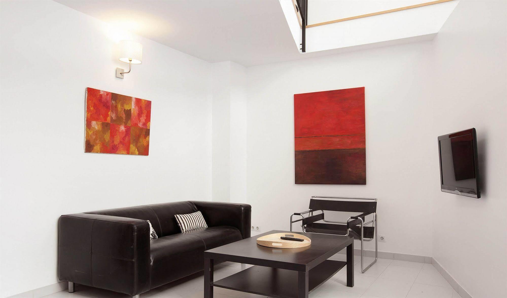 Gracia Apartments Барселона Екстериор снимка
