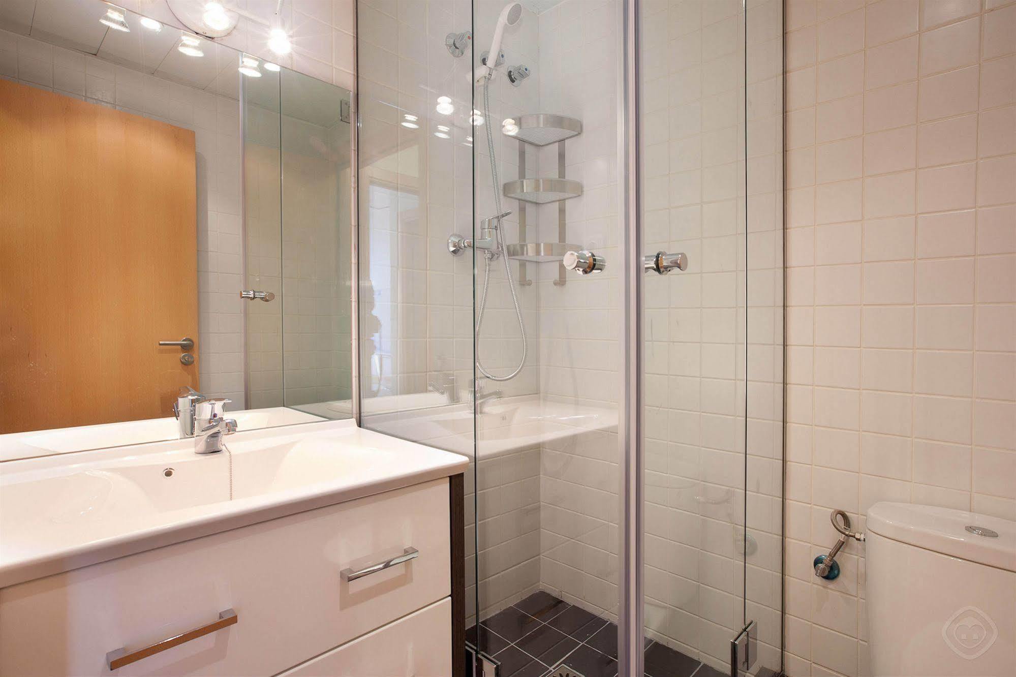 Gracia Apartments Барселона Екстериор снимка