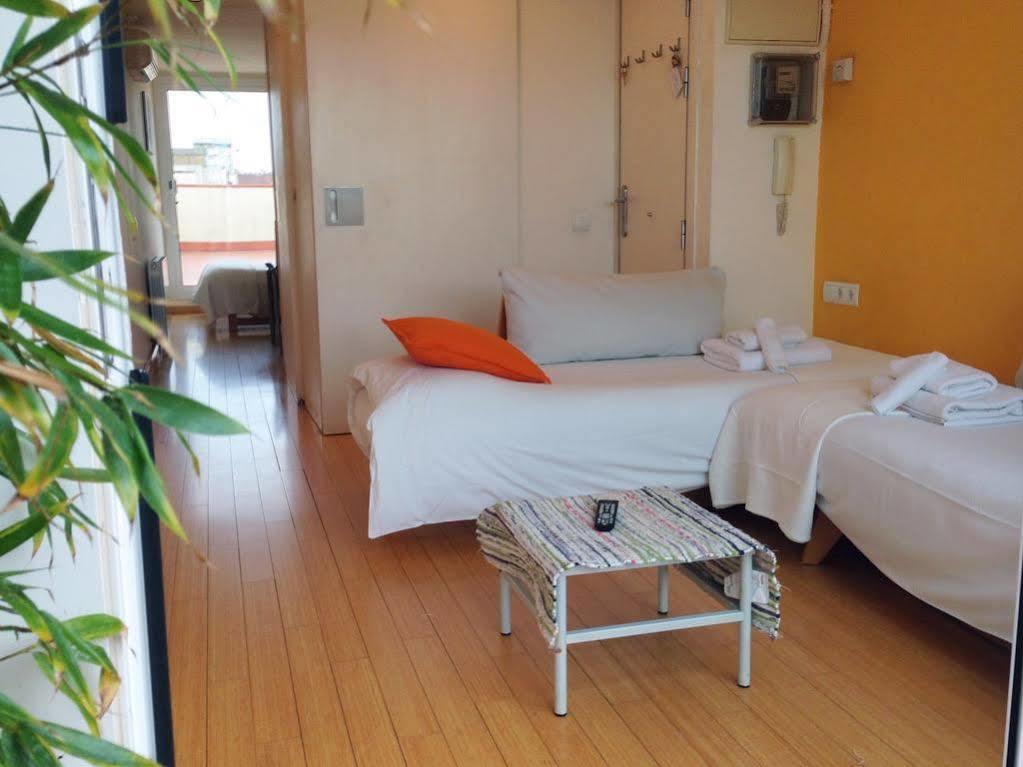 Gracia Apartments Барселона Екстериор снимка